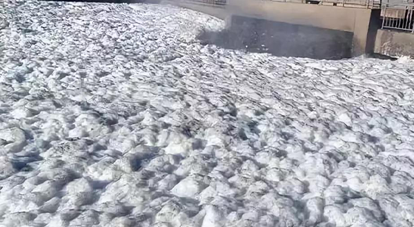 曝氣池出現生物泡沫有哪些具體原因-樂中環保