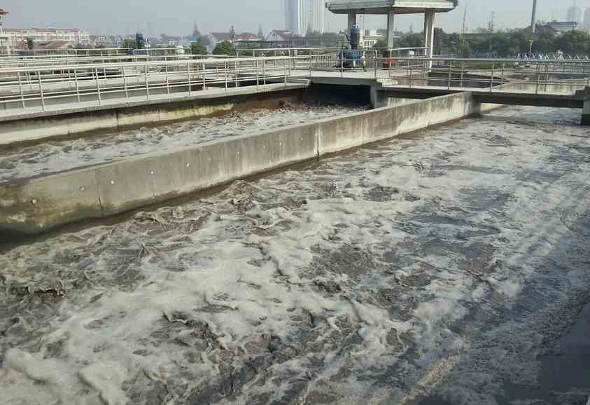 處理工業(yè)廢水加什么藥劑？（工業(yè)廢水處理技術(shù)）